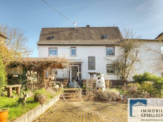 Bauernhaus zum Kauf 199.000 € 7 Zimmer 199 m² 952 m² Grundstück Stahlhofen 56412