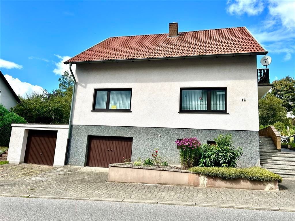 Haus zum Kauf 210.000 € 5 Zimmer 135 m²<br/>Wohnfläche 1.369 m²<br/>Grundstück ab sofort<br/>Verfügbarkeit Kutzhof Heusweiler 66265