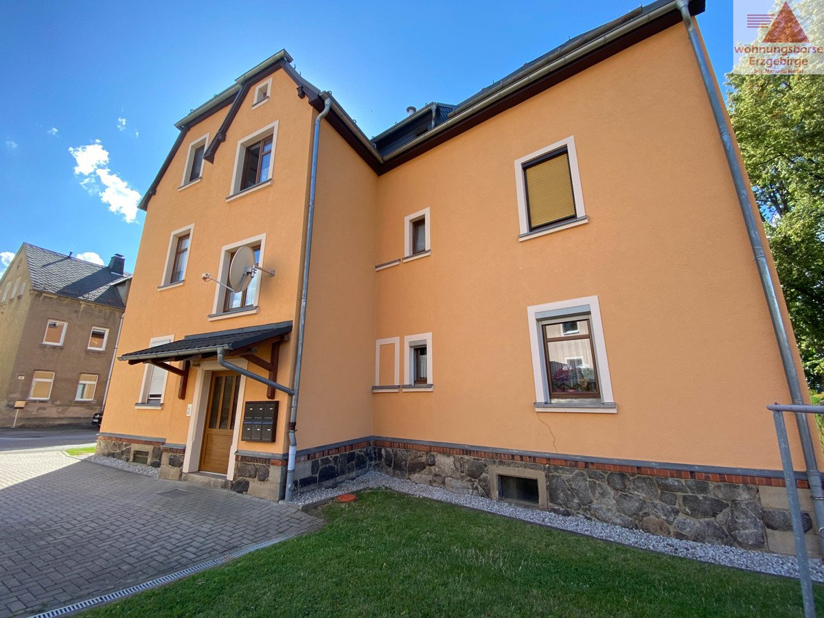 Wohnung zum Kauf 75.000 € 4 Zimmer 101 m²<br/>Wohnfläche Südstr. 55 Lugau Lugau/Erzgebirge 09385