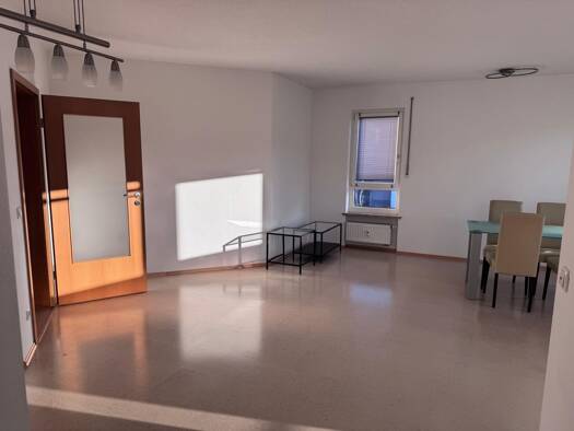 Wohnung zur Miete 750 € 3 Zimmer 79 m² Geschoss 2/4 frei ab 01.03.2026 Scheibe Weiden in der Oberpfalz 92637