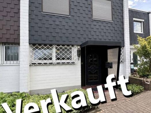 Reihenmittelhaus zum Kauf 4 Zimmer 83,9 m² 135 m² Grundstück frei ab sofort Nied Frankfurt am Main 65934