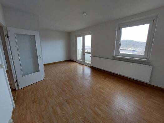 Wohnung zur Miete 318 € 3 Zimmer 54,5 m² 6. Geschoss Otto-Bruchholz-Straße 19 Suhl Suhl 98527
