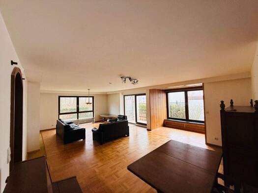 Wohnung zur Miete 1.300 € 3 Zimmer 133 m² Geschoss 1/3 frei ab 01.03.2026 Innenstadt Kaiserslautern 67663