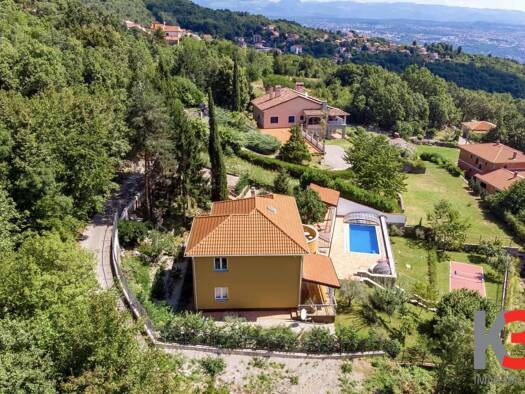 Haus zum Kauf 890.000 € 5 Zimmer 300 m² Opatija 0