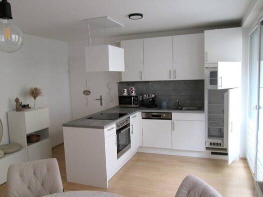 Wohnung zur Miete 721 € 2,5 Zimmer 64,3 m² 2. Geschoss frei ab 01.09.2026 Landstraße 1030