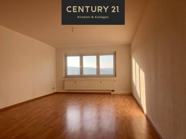 Wohnung zur Miete 630 € 3 Zimmer 97,1 m² 5. Geschoss frei ab sofort Innenstadt Gera 07545