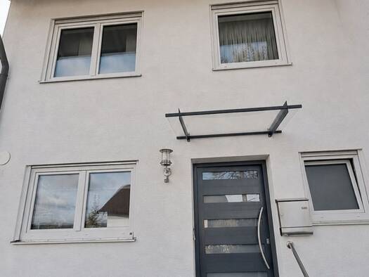 Reihenhaus zum Kauf provisionsfrei 499.000 € 4,5 Zimmer 137 m² 173 m² Grundstück frei ab 28.01.2027 Tuttlingen Tuttlingen 78532