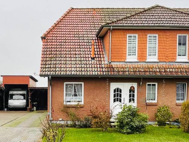 Doppelhaushälfte zum Kauf 220.000 € 4 Zimmer 103 m² 750 m² Grundstück Moraas 19230