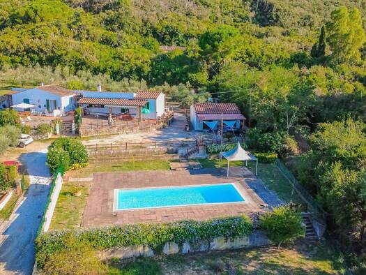 Villa zum Kauf 1.650.000 € 9 Zimmer 280 m² 7.000 m² Grundstück Meerblick Capoliveri 57031