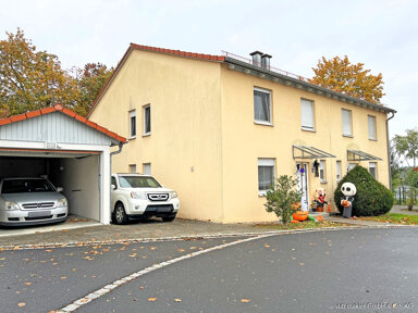 Doppelhaushälfte zum Kauf 199.999 € 4 Zimmer 135 m² 313 m² Grundstück Eschenbach Eschenbach in der Oberpfalz 92676