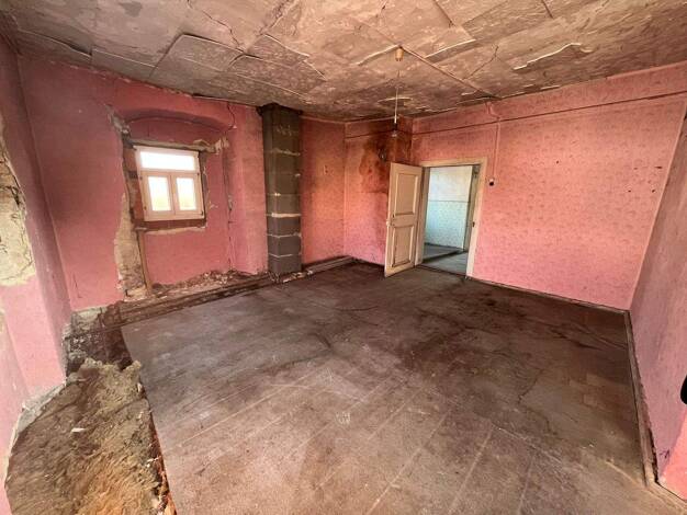 Einfamilienhaus zum Kauf 115.355 € 5 Zimmer 100 m² 150 m² Grundstück Beratzhausen 93176