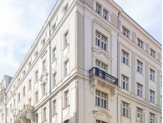 Studio zum Kauf 670.000 € 1 Zimmer 113 m² frei ab sofort Piazza della Borsa Trieste 34122