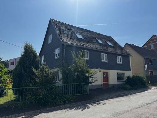 Einfamilienhaus zum Kauf 120.000 € 4 Zimmer 116 m² 420 m² Grundstück frei ab 01.01.2026 Neuschönburger Straße 102 Neuschönburg Mülsen 08132