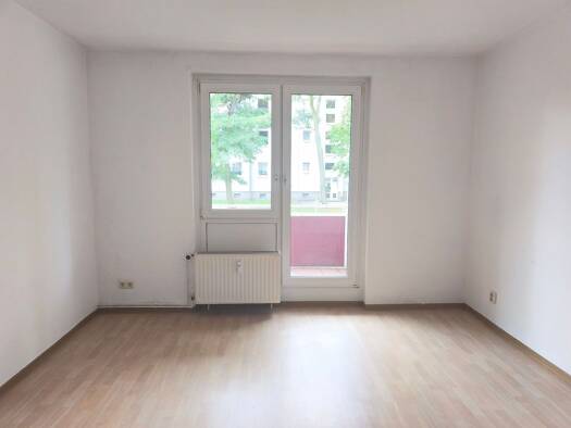 Wohnung zur Miete 262 € 3 Zimmer 58,2 m² EG Arthur-Scheibner-Straße 19 Merseburg Merseburg 06217