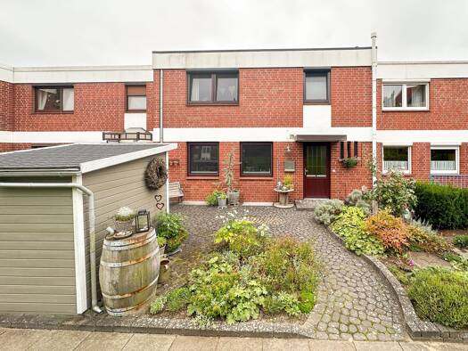 Reihenmittelhaus zum Kauf provisionsfrei 319.000 € 4 Zimmer 112 m² 235 m² Grundstück Stade Stade 21682