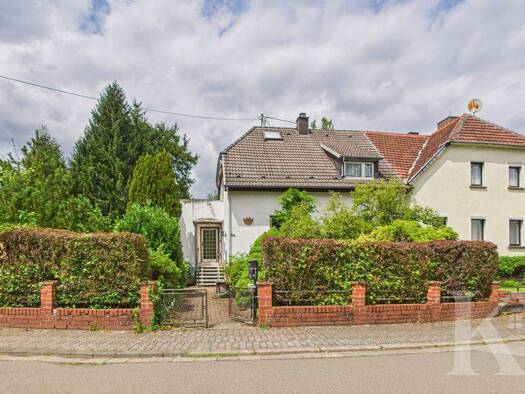 Doppelhaushälfte zum Kauf 349.000 € 5 Zimmer 131,8 m² 2.288 m² Grundstück Riegelsberg 66292