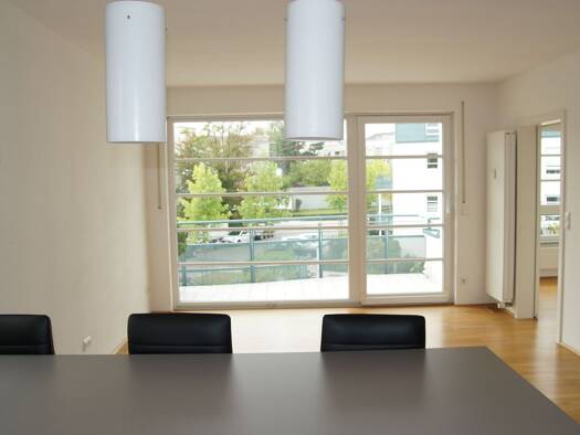 Wohnung zur Miete 890 € 2 Zimmer 52,2 m² Geschoss 2/4 frei ab sofort Eisenmannstraße 4 Westenviertel Regensburg 93049