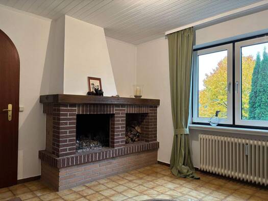 Wohnung zur Miete 704 € 4 Zimmer 105 m² 1. Geschoss frei ab 01.01.2026 Eichenweg 13 Wanfried 37281