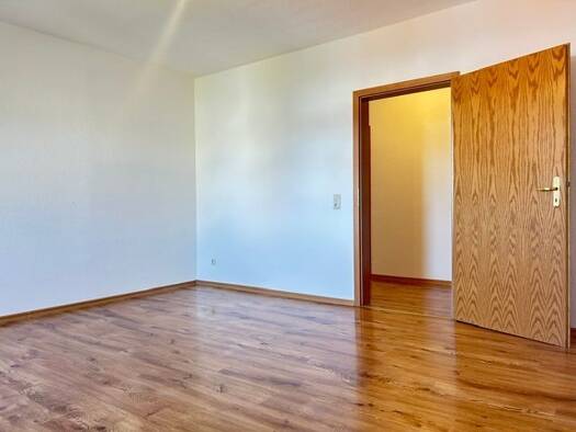 Wohnung zur Miete 480 € 2 Zimmer 62 m² frei ab sofort Karl-Liebknecht-Straße Ilmenau Ilmenau 98693