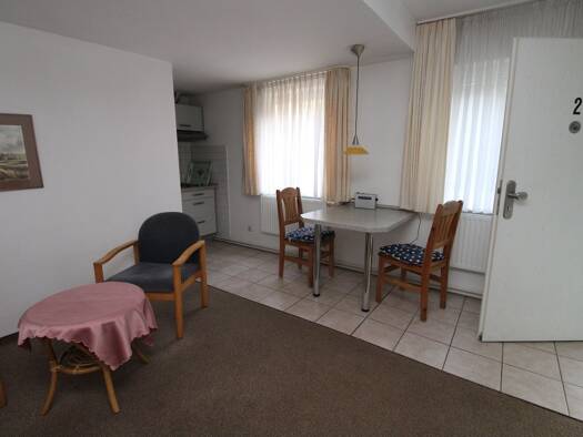 Wohnung zur Miete 800 € 2 Zimmer 42 m² EG frei ab sofort Friedhofsweg 3 Graal-Müritz 18181