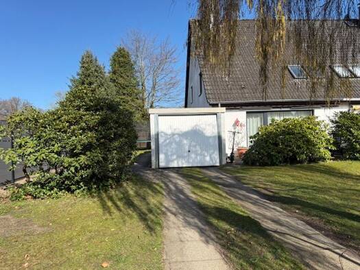 Doppelhaushälfte zur Miete 1.480 € 4 Zimmer 115 m² 300 m² Grundstück frei ab 01.07.2026 Eiderstr. 6 b Glashütte Norderstedt 22851