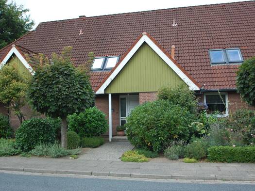 Wohnung zur Miete 860 € 4 Zimmer 112 m² Geschoss 1/2 Heide 25746