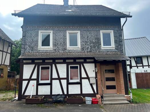Einfamilienhaus zum Kauf provisionsfrei 130.000 € 8 Zimmer 265 m² 1.769 m² Grundstück Mengerschied 55490
