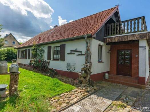 Einfamilienhaus zum Kauf 325.000 € 5 Zimmer 135 m² 1.432 m² Grundstück frei ab sofort Görslow 19067