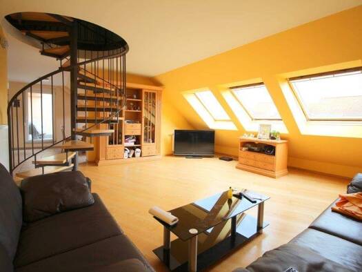 Maisonette zum Kauf 325.000 € 2 Zimmer 84 m² 2. Geschoss Seckenheim Mannheim 68239