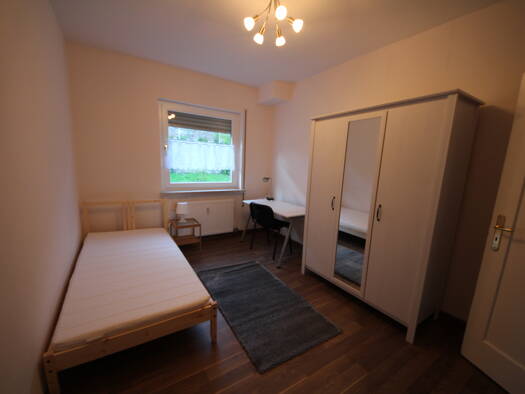 WG-Zimmer zur Miete 250 € 12 m² 1. Geschoss frei ab 01.01.2026 Mosbach 74821