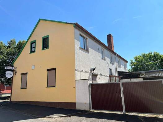 Einfamilienhaus zum Kauf 169.950 € 9 Zimmer 262 m² 410 m² Grundstück Boilstädter Straße 9 Uelleben Gotha 99867