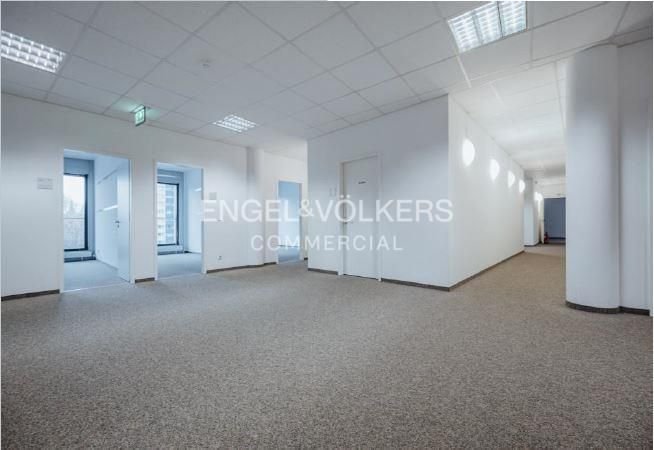 Büro-/Praxisfläche zur Miete 28 € 1.195,7 m²<br/>Bürofläche ab 322,1 m²<br/>Teilbarkeit Mitte Berlin 10178