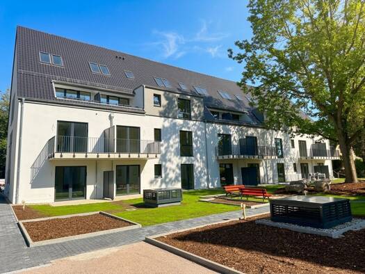 Wohnung zur Miete 2.144 € 5 Zimmer 134 m² EG frei ab sofort Berner Straße 25 Rahlstedt Wandsbek 22145