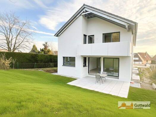 Doppelhaushälfte zur Miete - Erstbezug 2.950 € 4,5 Zimmer 150,7 m² 742 m² Grundstück frei ab sofort Rüdern Esslingen am Neckar 73733