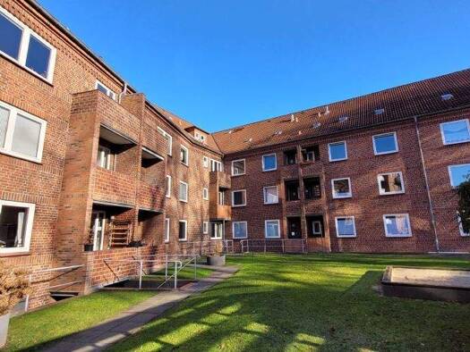 Wohnung zur Miete 690 € 3 Zimmer 88 m² 1. Geschoss frei ab sofort Grenzgau 1 Jürgensby Flensburg 24943