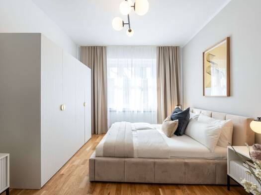 Wohnung zur Miete auf Zeit 1.337 € 3 Zimmer 70 m² frei ab sofort Framstraße 3 Neukölln Berlin 12047