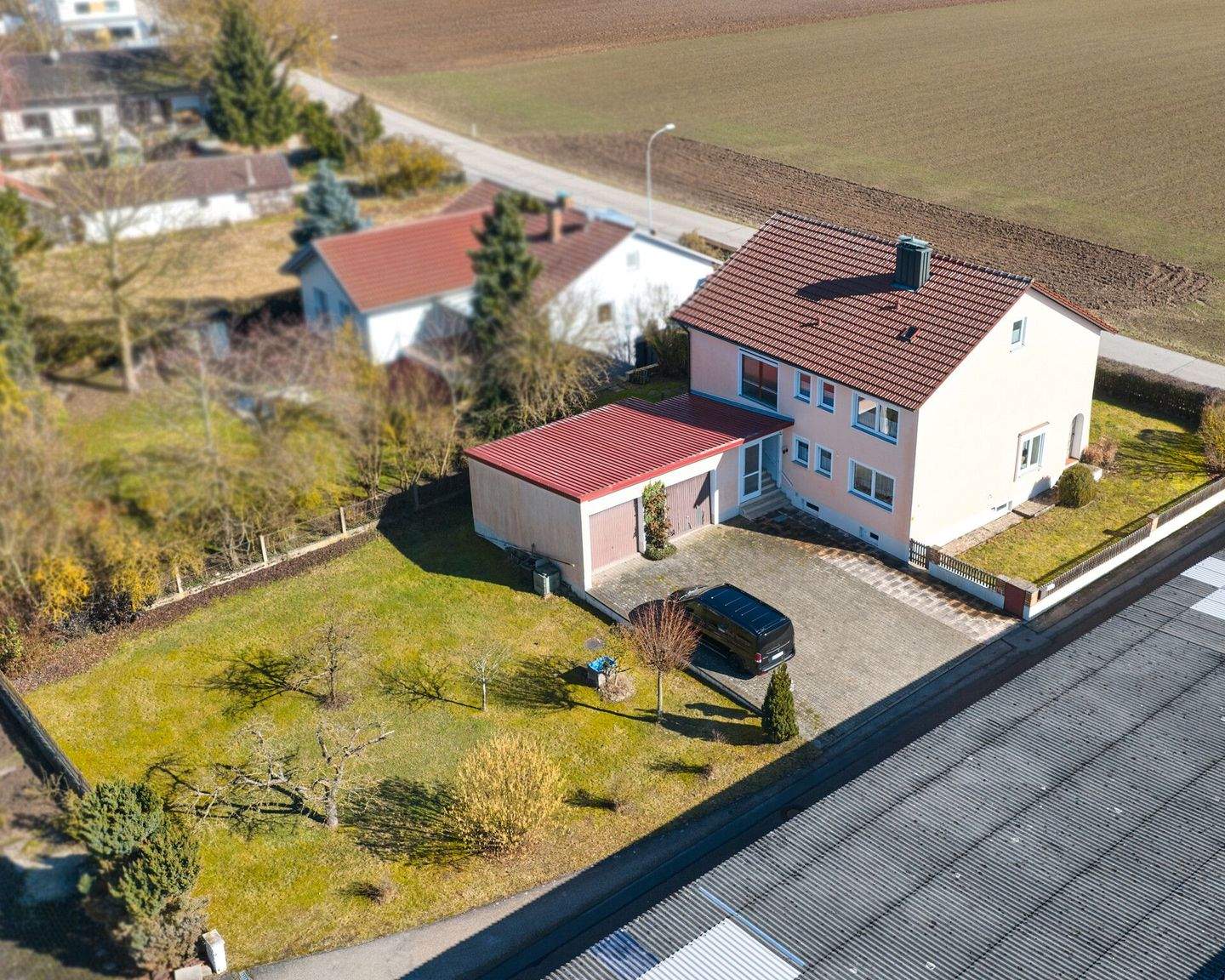 Immobilie in Aiterhofen - Haus in Aiterhofen - Bild 1