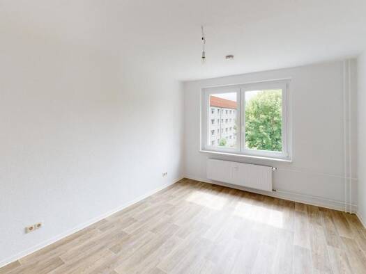Wohnung zur Miete 485 € 4 Zimmer 71,1 m² 3. Geschoss frei ab 01.02.2027 Blankenburgstraße 7 Furth Furth 09114