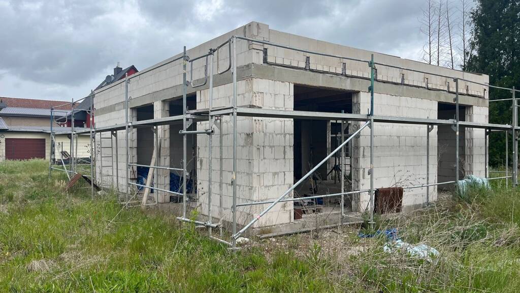 Haus zum Kauf 90.000 € 5 Zimmer 180 m² 1.723 m² Grundstück Hillersleben 39343