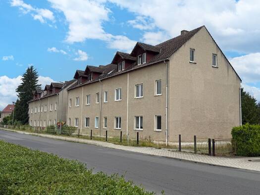 Mehrfamilienhaus zum Kauf 69.000 € 40 Zimmer 1.063 m² 3.827 m² Grundstück Tröbitz 03253