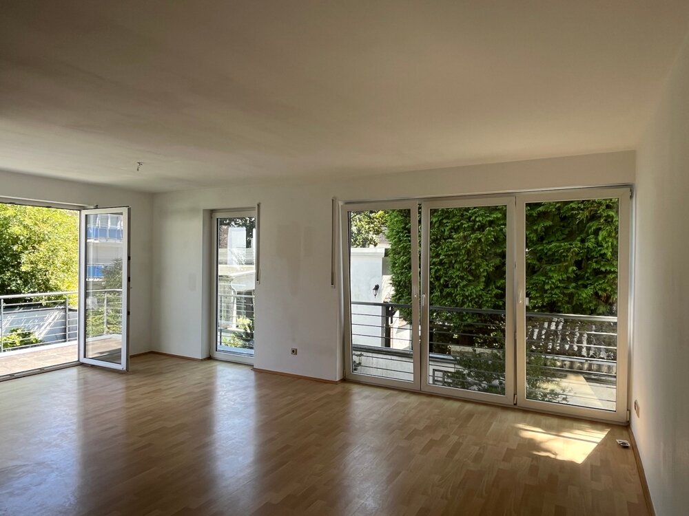 Wohnung zur Miete 950 € 2 Zimmer 71 m²<br/>Wohnfläche Oberkassel Bonn / Oberkassel 53227