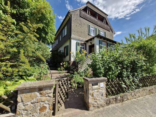 Mehrfamilienhaus zum Kauf 890.000 € 10 Zimmer 243 m² 802 m² Grundstück frei ab sofort Alsbach Alsbach-Hähnlein 64665