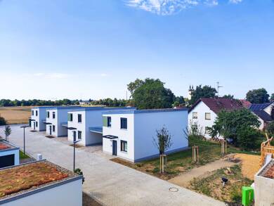 Einfamilienhaus zum Kauf - Erstbezug provisionsfrei 579.000 € 4 Zimmer 144,3 m² 239 m² Grundstück frei ab sofort Kapellenweg 33 Grafenrheinfeld 97506