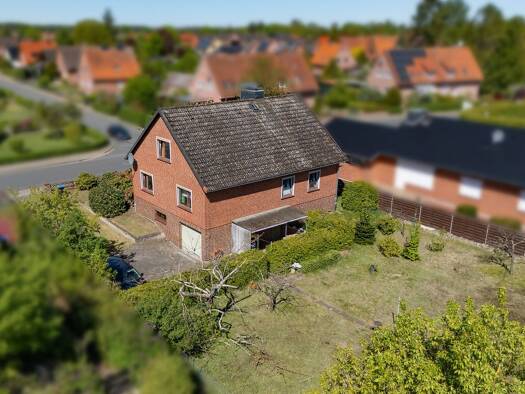 Einfamilienhaus zum Kauf 225.000 € 6 Zimmer 128,2 m² 1.074 m² Grundstück Bleckede Bleckede 21354