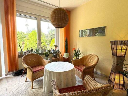 Doppelhaushälfte zum Kauf 330.000 € 7 Zimmer 203,7 m² 1.046 m² Grundstück Wolfen Bitterfeld-Wolfen 06766