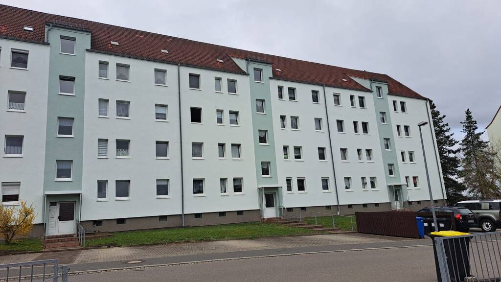 Wohnung zur Miete 285 € 3 Zimmer 55,7 m² 3. Geschoss frei ab sofort Albert- Funk- Straße 12 Halsbrücke 09633