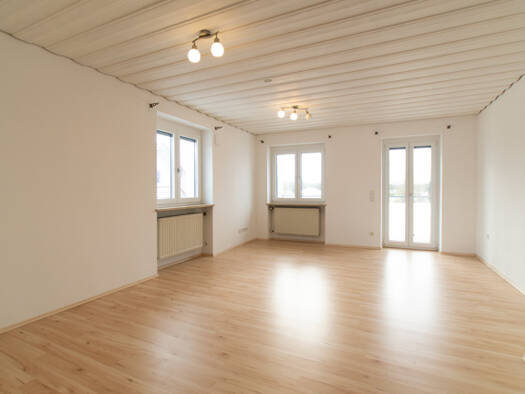 Wohnung zur Miete 1.150 € 3 Zimmer 115 m² 1. Geschoss frei ab sofort Am Hang 2 Großmehring 85098