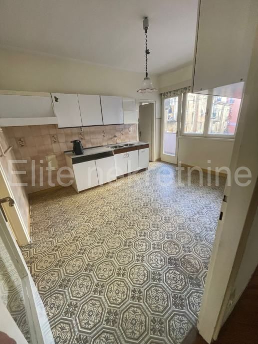 Wohnung zum Kauf 206.000 € 3 Zimmer 87 m²<br/>Wohnfläche 1.<br/>Geschoss Belveder