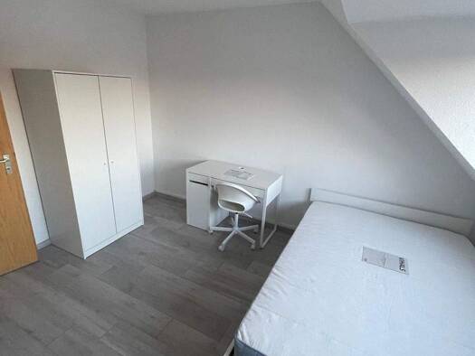 WG-Zimmer zur Miete 450 € 13 m² 1. Geschoss Bucher Straße 78 St Johannis Nürnberg 90408