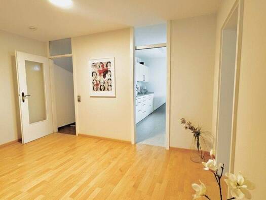 Wohnung zum Kauf 289.000 € 4 Zimmer 90 m² 2. Geschoss frei ab sofort Hirschlanden Ditzingen 71254